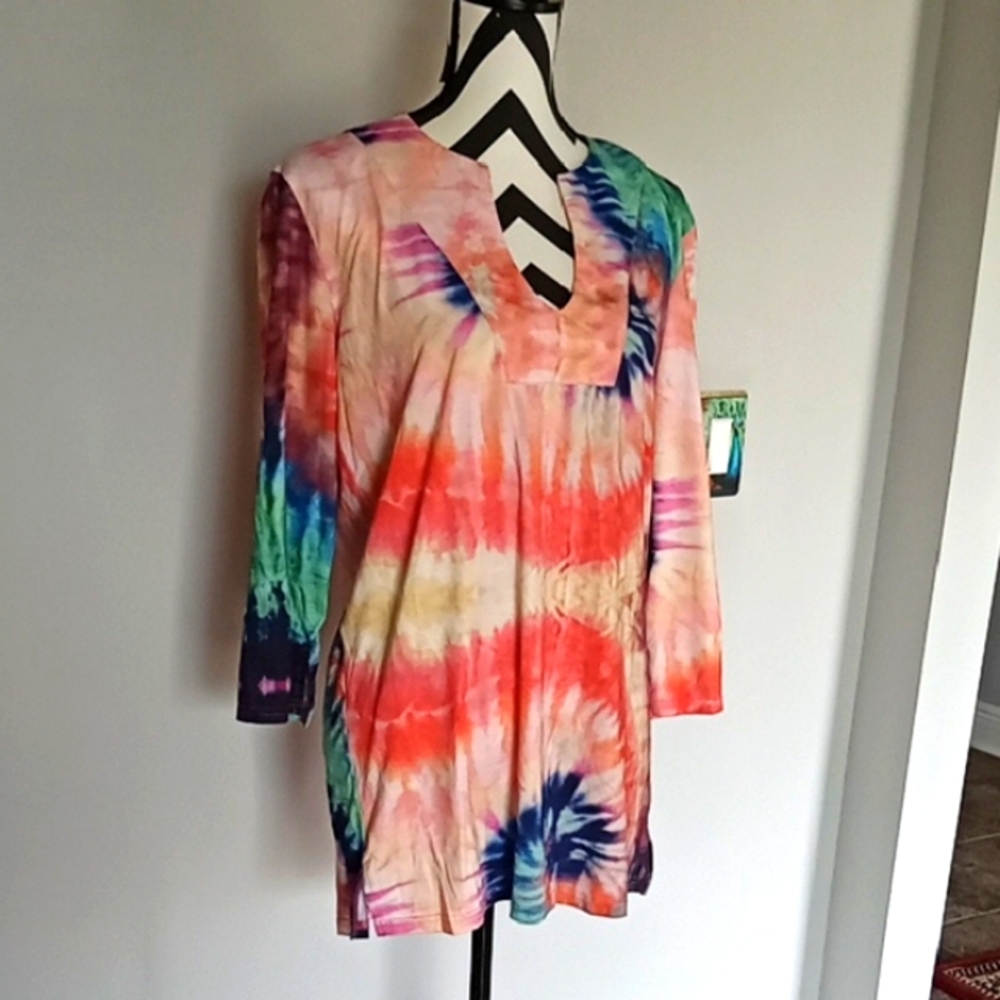 Love Pink and Blue Relaxed 3/4 Sleeve Tunic - Picture 4 of 6